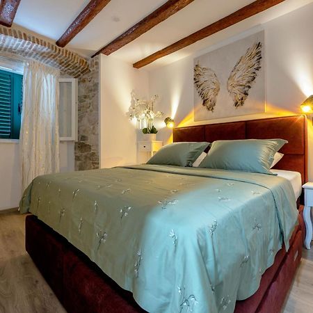 Bernard Deluxe Renovated Peaceful Old Town Gem Apartment Split Exterior photo